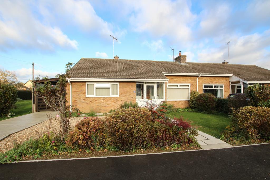 2 Bedroom for sale in Haddenham Cheffins Ely Sales